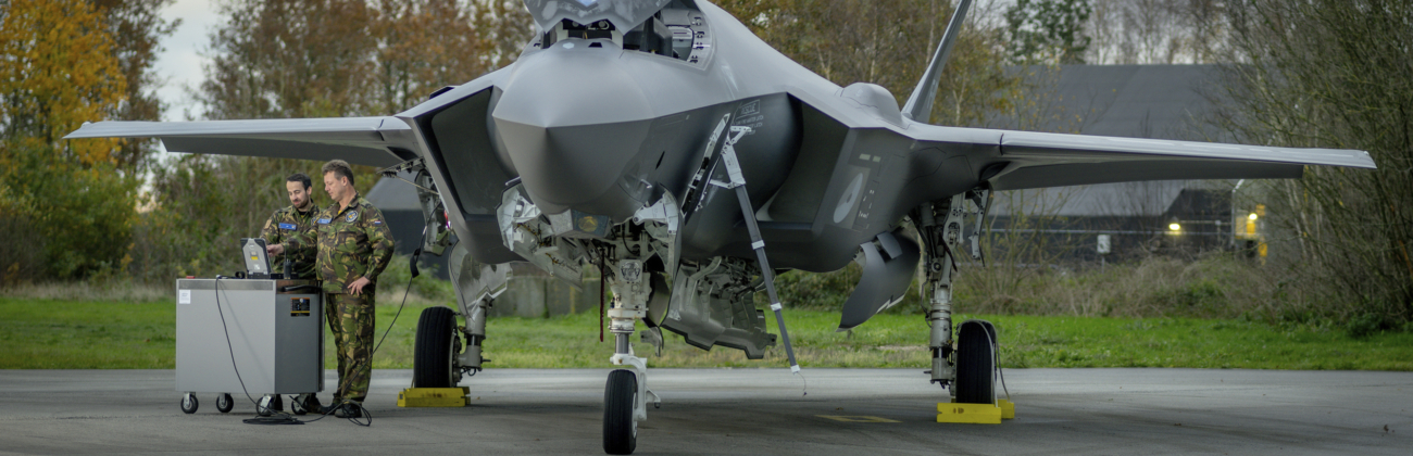 Evert bij straaljager F35 lean management